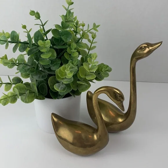 Vintage brass swans - Picture 10 of 10